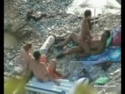 Видео миньет на пляже